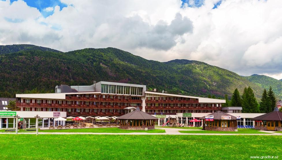 Ramada Resort Kranjska Gora  - бывш. hotel Larix