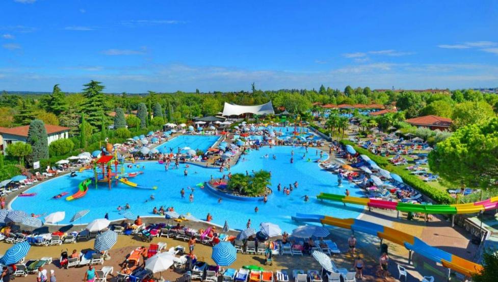 Bu Camping Bella Italia (HC)