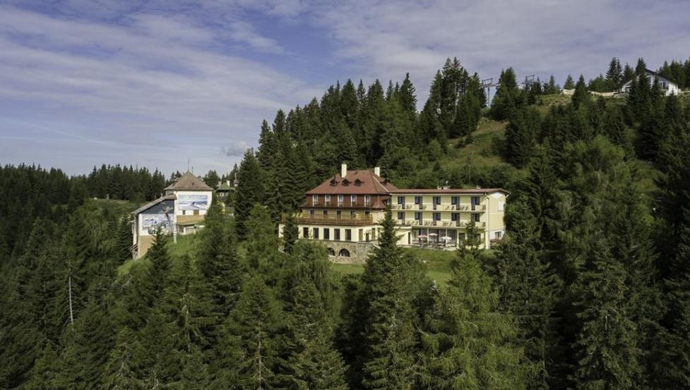 Hotel Alpinum