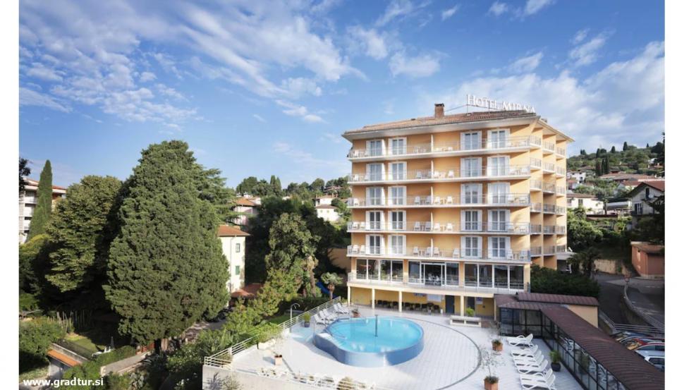 Socializing Hotel Mirna - Terme & Wellness Lifeclass